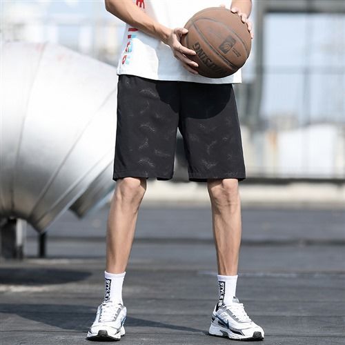 外穿短裤男夏季大码冰丝运动短裤休闲宽松5分沙滩裤优质男士跑裤
