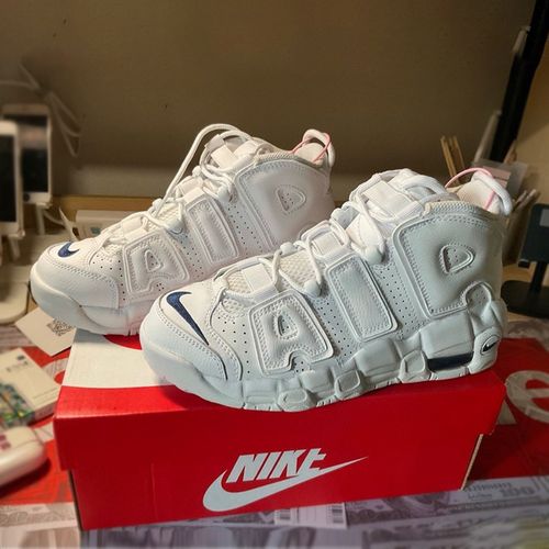 【hot】耐克女鞋nike air more uptempo皮蓬大air黑红公牛运动气垫