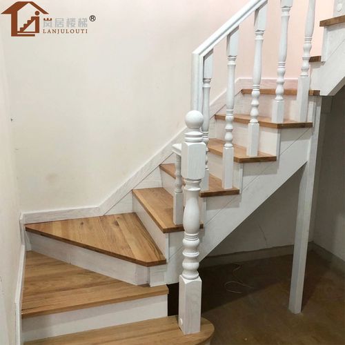厂家直销实木楼梯扶手立柱 定制室内成品烤漆上海别墅楼梯栏杆