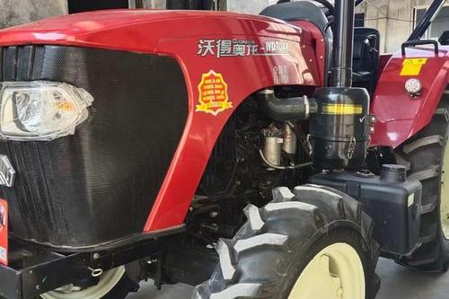 0/台 轮式拖拉机 价格不高补后提车的沃得奥龙704加强型后桥