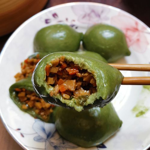 浙江台州清明果粿粑艾草青团菜馅咸味米馃果艾饺糯米糍早餐半成品