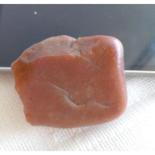 新疆天然杜热红戈壁玉金丝玉额河三彩玉原石英岩地表籽料挂件料