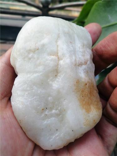 新疆和田玉戈壁料白玉原石