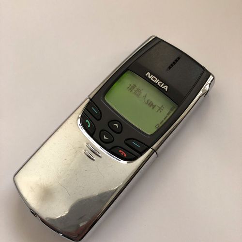 诺基亚8810改了电芯待机时间可以,成色不错,全国包邮特价促销