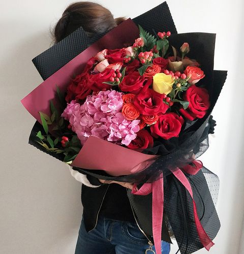 韩式红玫瑰花束鲜花速递同城生日配送石家庄花店送花