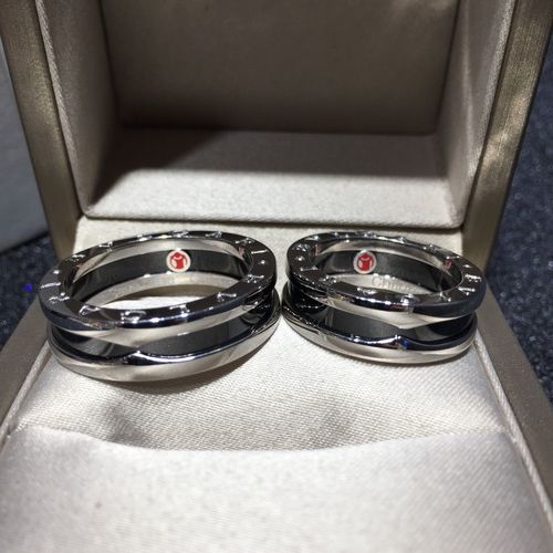 bvlgari宝格丽戒指纯银黑白陶瓷弹簧慈善款小红人男戒过毒不掉色