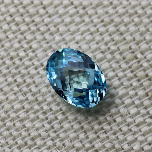 闪亮透椭圆形双龟面海蓝宝石裸石镶嵌戒面戒指吊坠两用款粉熔彩宝