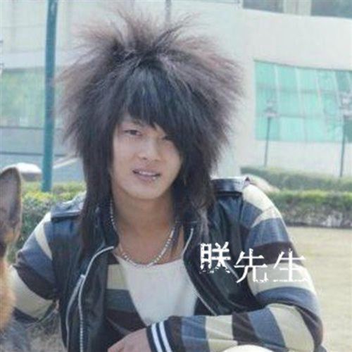 杀马特假发男非主流葬爱家族 爆炸头男主播直p播表演
