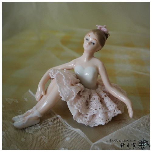 外贸尾货捏花裙子芭蕾舞女孩陶瓷摆件装饰品