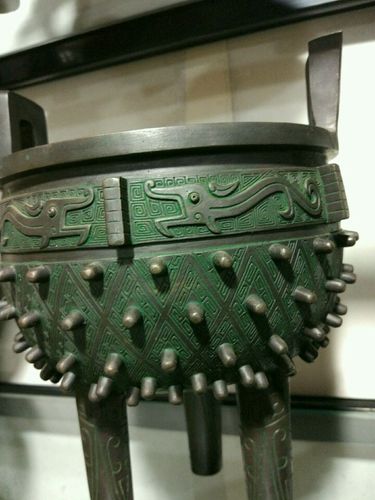 纯铜仿古青铜器乳钉纹圆鼎(高26cm) 青铜圆鼎手工摆nf件 收藏礼品