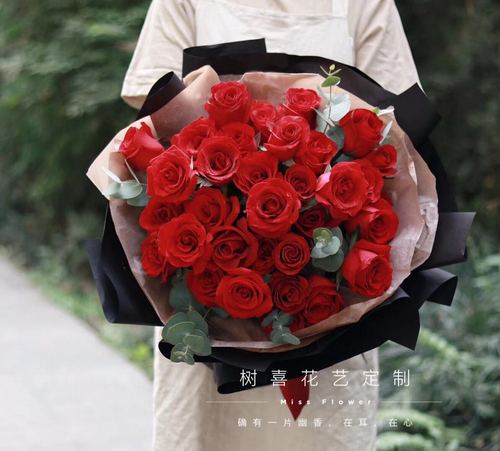 郑州鲜花速递同城高端混搭绣球韩式花束  送花上门配送