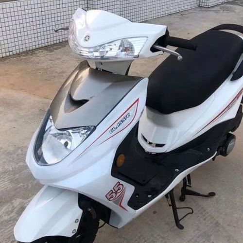 二手国产新款雅马哈迅鹰125cc踏板摩托车燃油代步机车踏板车整车