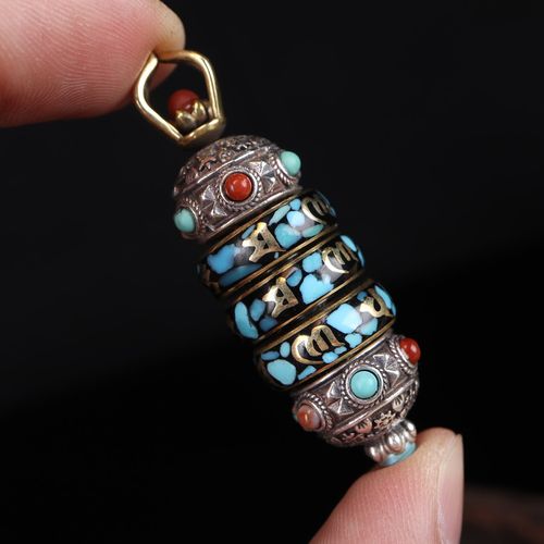 藏传精工镶嵌天然松石南红纯银六字真言转经筒吊坠转运招财转经筒