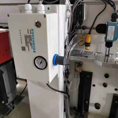 板式家具厂全自动封边机清洁装置清洁清理设备自动