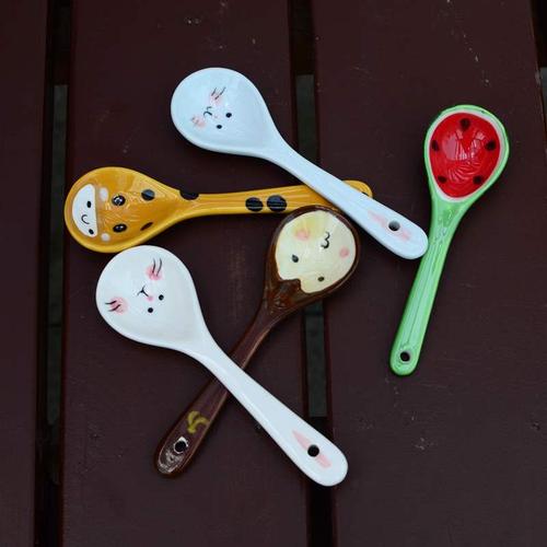 小西陶集卡通勺子长颈鹿陶瓷勺儿童饭勺餐勺小兔子可爱宝宝小饭勺