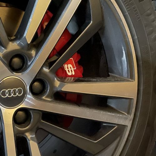 奥迪s刹车卡钳贴纸改装标 audi卡钳s line标红色贴纸