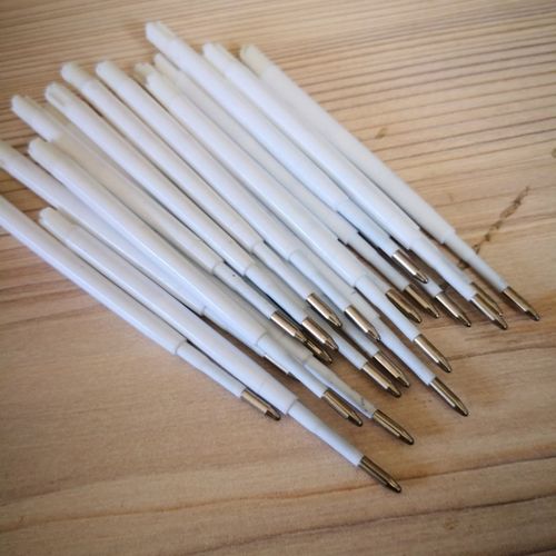 30支装 g2规格圆珠笔芯 旋转式油笔芯按动笔芯 蓝色笔芯黑色