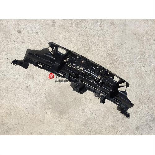 jeep 吉普大切诺基前保险杠内衬(塑料) 2008-10年款 mopar配件