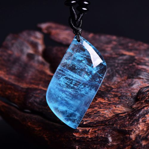 天然海蓝宝吊坠 蓝水晶滴水项坠项链女礼物