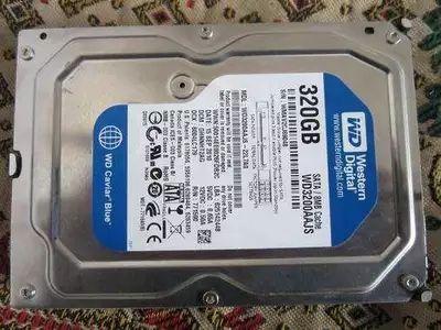 wd/西部数据 wd3200aajs 320g 台式机硬盘 sata/8mb监控3.5寸硬盘