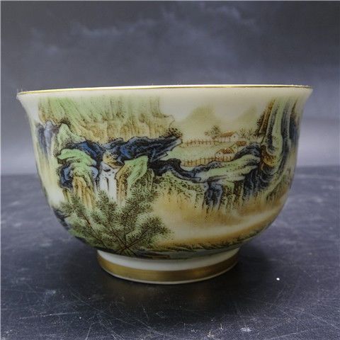 大清乾隆年制粉彩陶瓷茶碗珐琅彩人物酒杯青花瓷山水纹官窑瓷器碗