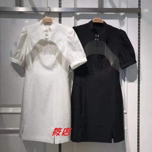 2021年夏季a3fab2320女装司藤系列复古中式流苏连衣裙