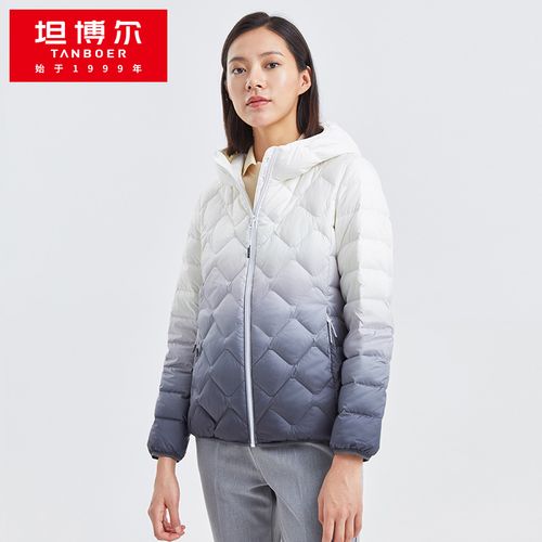 坦博尔羽绒服女轻薄短款2021新款休闲菱格渐变色外套女tb210328