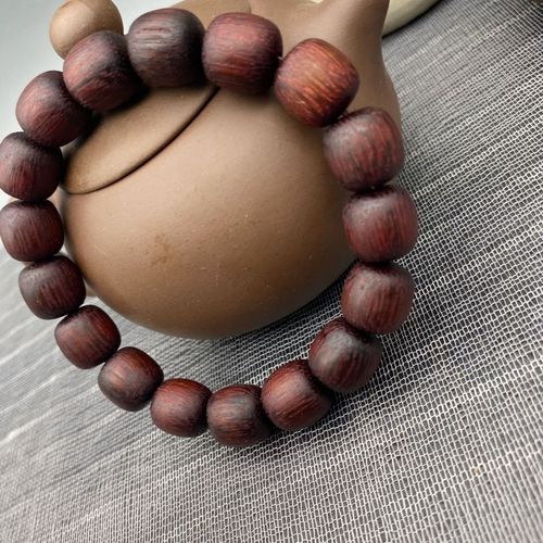 红奇楠沉香桶珠手串佛珠沉香文玩纹路清晰细节满满收藏馈赠之佳品