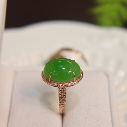 原创新品和田玉戒指女 翡翠阳绿碧玉蛋面镶嵌18k金指环送妈妈礼物