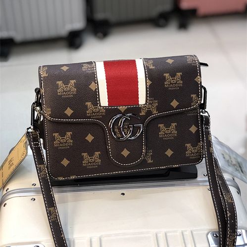 老船长包包女2021新款高级质感时尚复古印花宽肩带单肩斜挎小方包