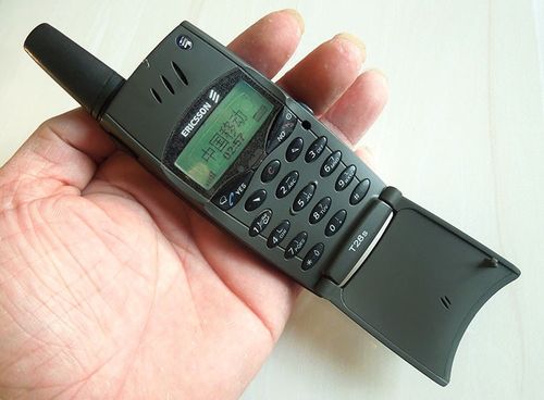 爱立信 t28sc 经典弹盖手机 备用机