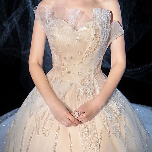长拖尾星空主婚纱2019新款新娘女赫本抹胸法式网红抖音公主小个子