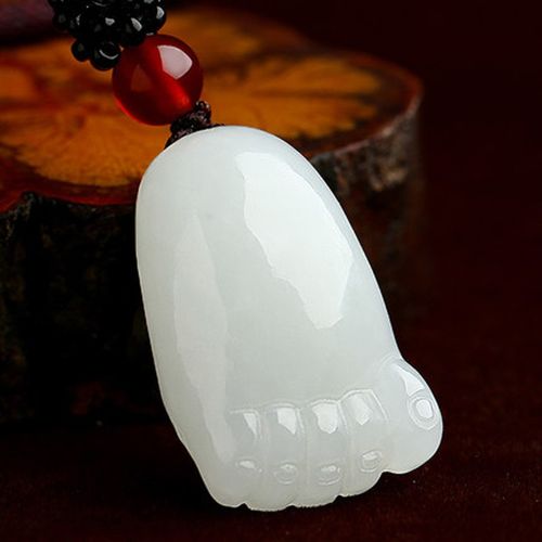 和田玉知足常乐吊坠男女小脚丫挂件玉石佛脚玉佩