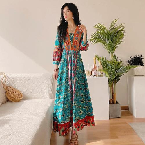裙子女夏气质复古民族风长裙碎花渡假连衣裙沙滩裙