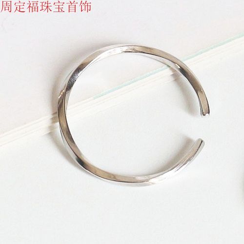 周定福极简韩版925银戒指in简约莫比乌斯扭纹细戒指个性百搭银指环