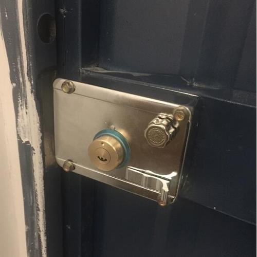 老式门锁外装门锁防盗门锁铁门锁房门锁室内大门锁不锈钢暗锁锁芯