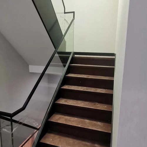 玻璃楼梯扶手护栏钢化玻璃不锈钢楼梯立柱扶手室内楼梯大理石卡槽