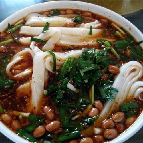 云南名特色小吃新鲜卷粉米干土特产过桥小锅凉特产美食1斤装*2份