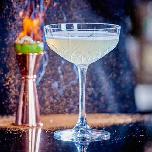 经典酒吧 土耳其帕莎帕琦无铅玻璃鸡尾酒杯 雕花高脚杯 马天尼杯