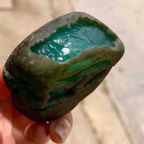 私人定制缅甸玉石冰种老坑浓晴底吊坠毛料翡翠原石现场选货直播