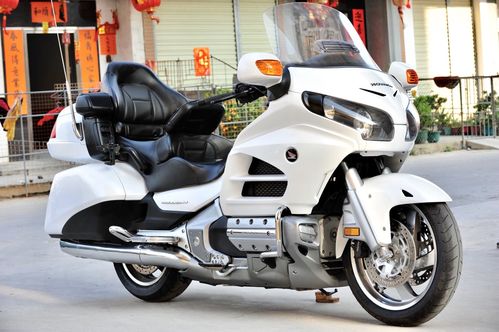 进口原装水冷本田金翼1800发动机车摩托车长途旅行巡航车大踏板车