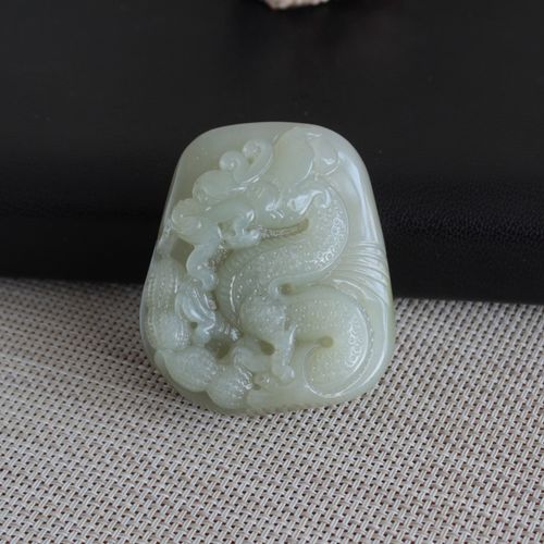 水玉冰魄天然和田玉把玩 和田玉雕刻财神手把件