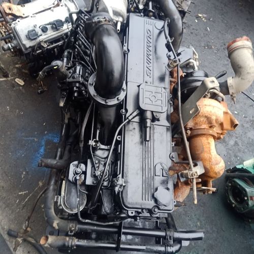 康明斯6bt 6ct 6l发动机总成 240 260 280 315 340 375柴油发动机