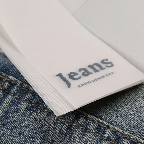 vc胶片吊牌磨砂半透女挂牌i男明装衣服牛仔裤吊牌简约