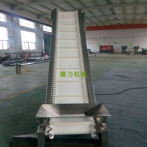 爬坡输送机流水线 小型上料提升机 食品颗粒传送带 裙边输送机