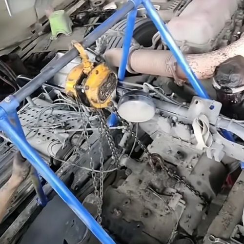 维修变速箱货车吊架维修简易吊机法士特吊架变速箱支架拆装挂车