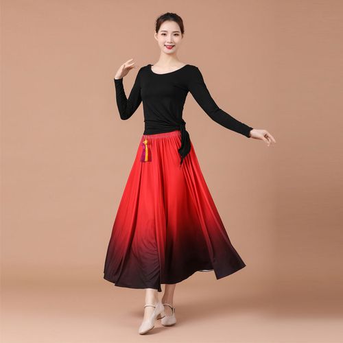 民族舞蹈服装演出服女装中老年新款跳舞衣服套装现代舞民族风套裙