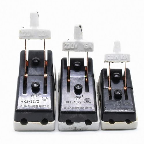 10a闸刀开关 老式刀闸 刀闸开关 220v hk2老式闸刀家用纯黄铜陶瓷