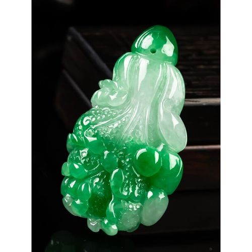 好品质翡翠白菜吊坠天然a货成品缅甸玉器冰糯种玉坠吊坠阳绿白菜