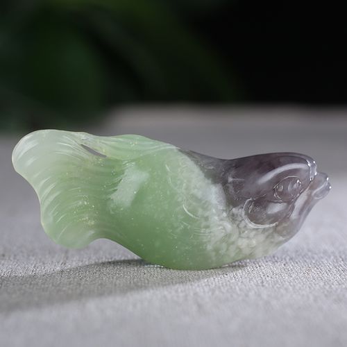 大福报 新疆和田玉鱼吊坠苏工 天然烟青玉白玉带翠挂件男女款玉佩